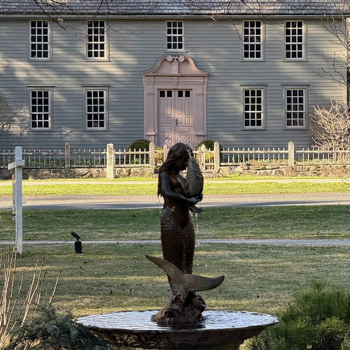 Evening light at Mission House