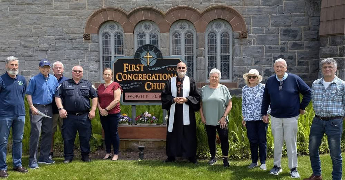 Great Barrington's First Congregational Church makes a donation