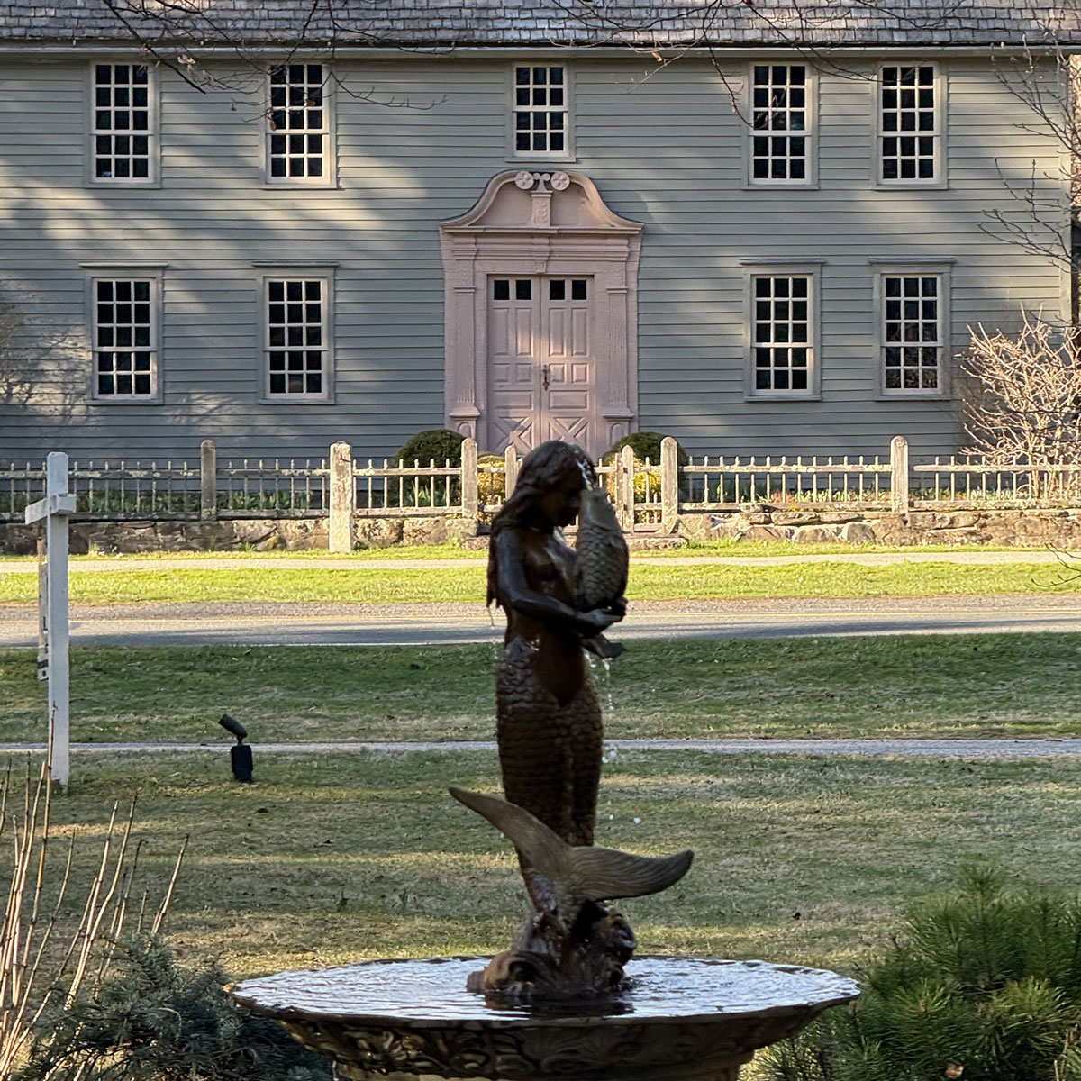 Evening light at Mission House